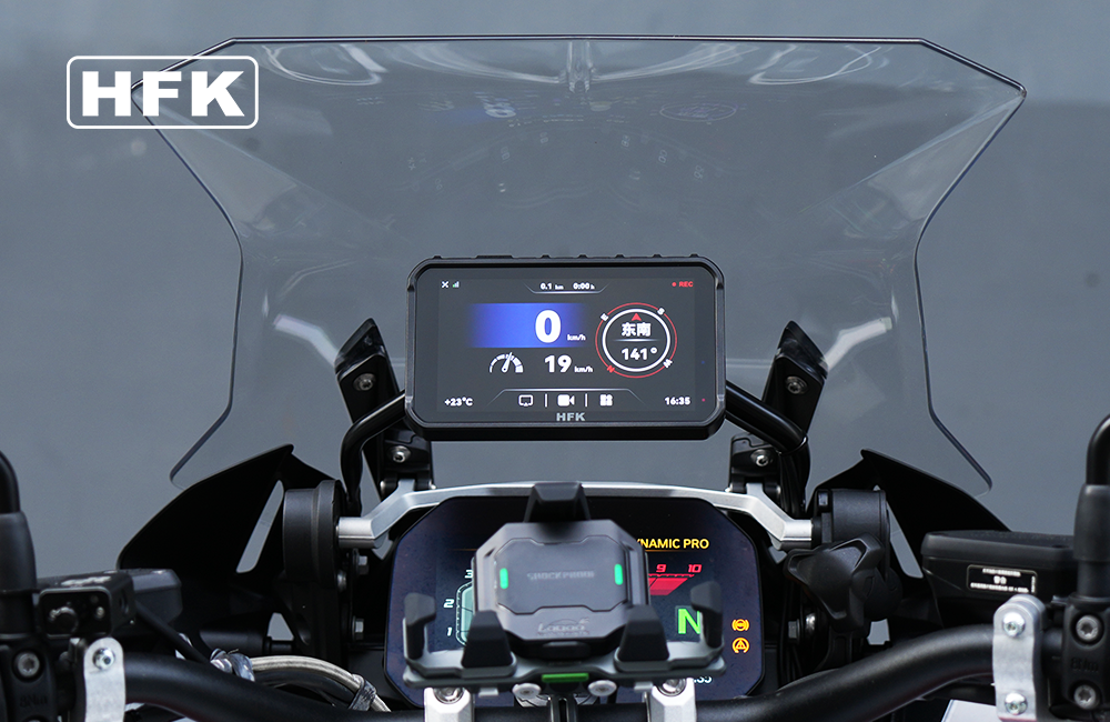 Why Ordinary Motorcycle CarPlay Systems Are Not Suitable for BMW ADV Long-Distance Travel? Let Me Explain