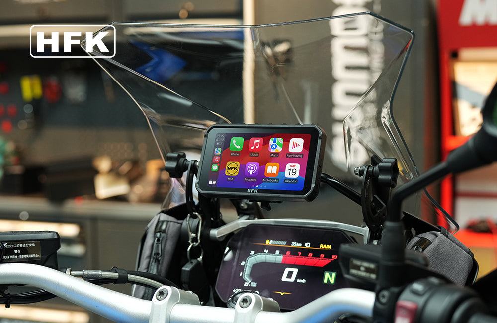 Why the HC-50RM Is the Best Quick-Release CarPlay for BMW Motorcycles